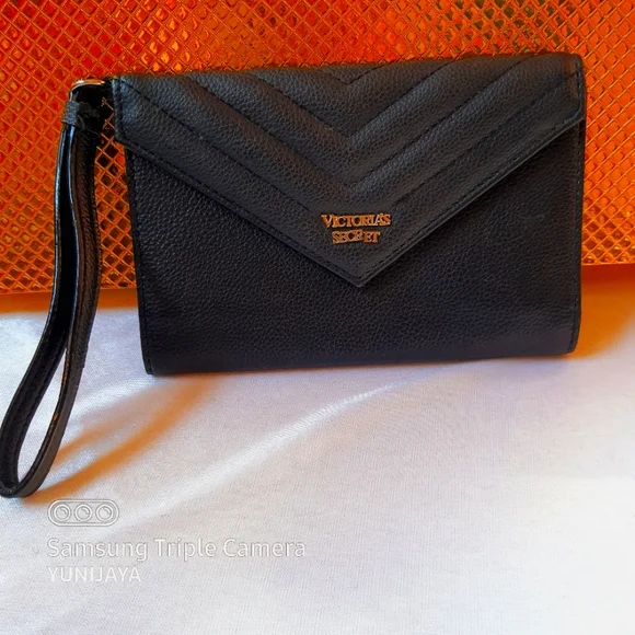Victoria secret wallet - Picture 1 of 5